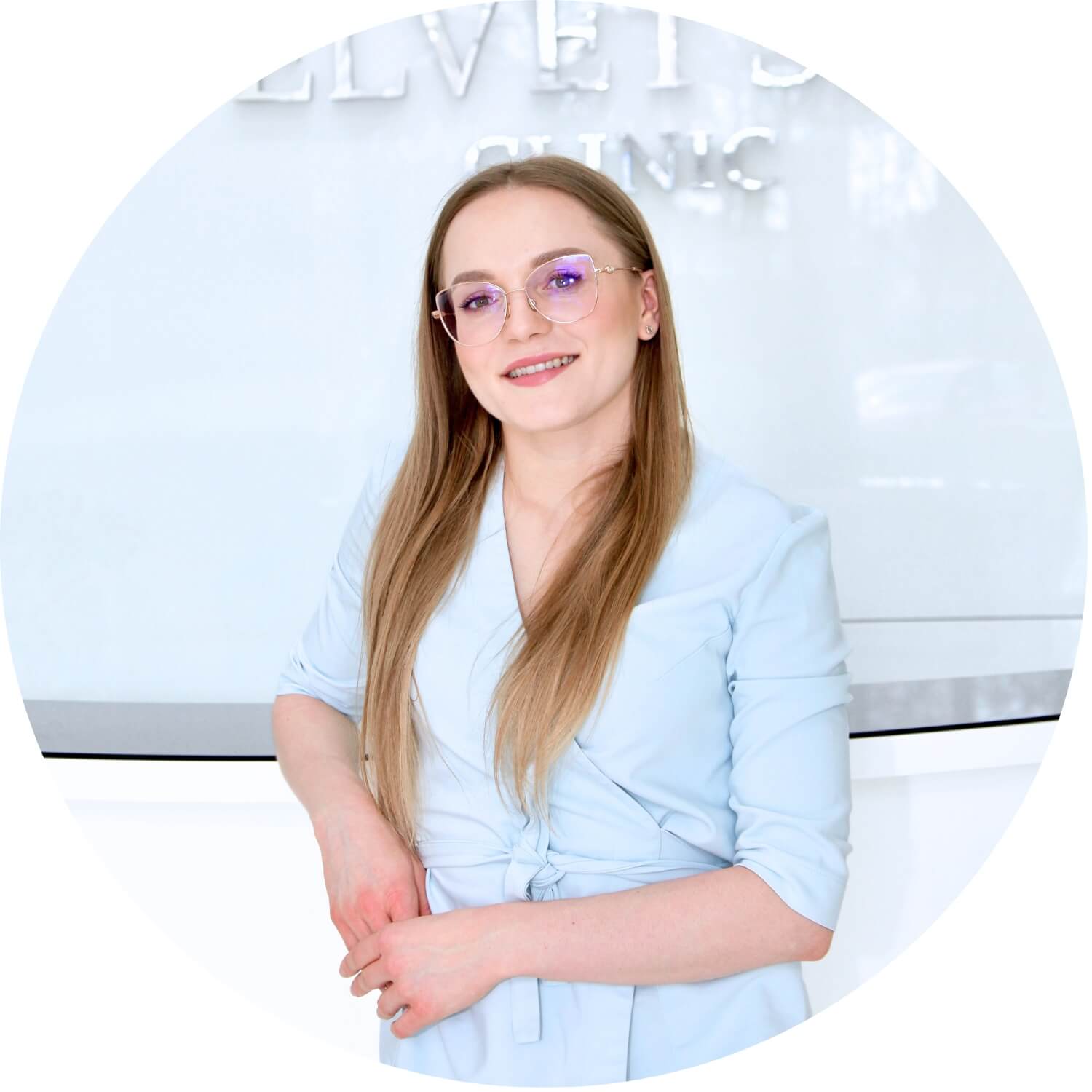 Iwona Surowiecka — mgr kosmetolog, Velvet Skin Clinic