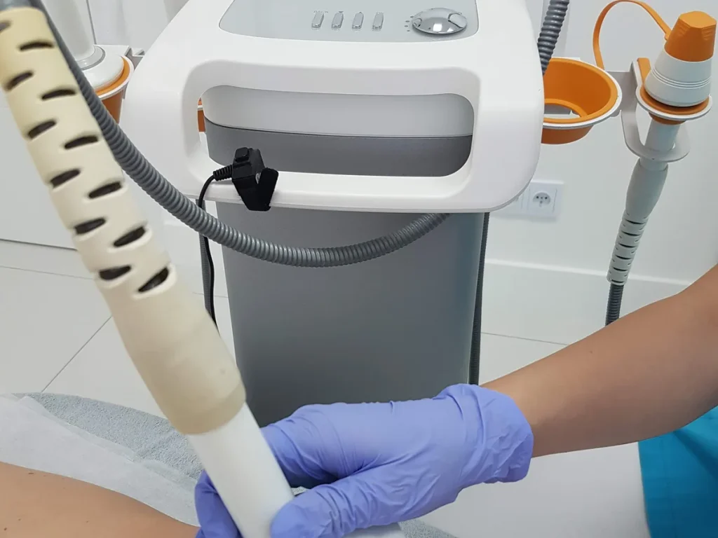 Radiofrequency around the knees — Velvet Skin Clinic